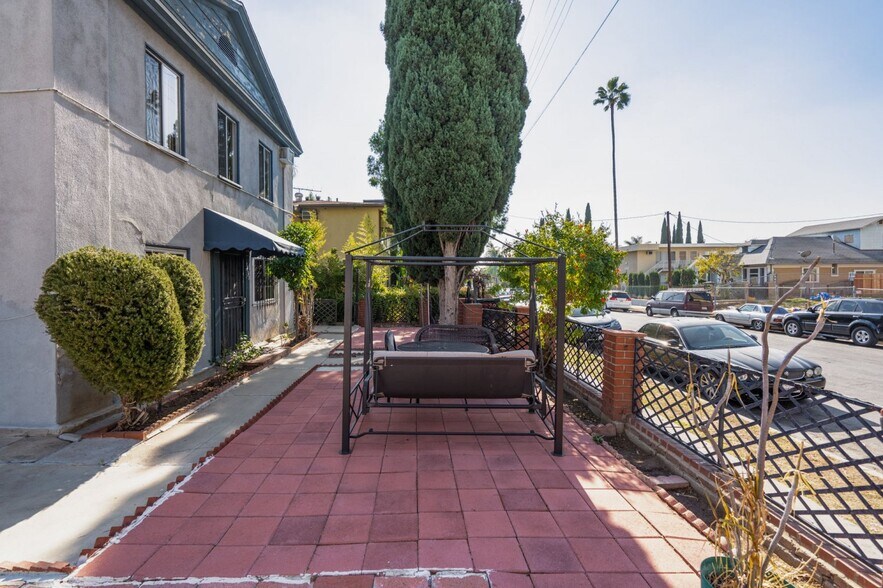 More Photos Of 1428 N Kenmore Ave, Los Angeles Apartments For Sale
