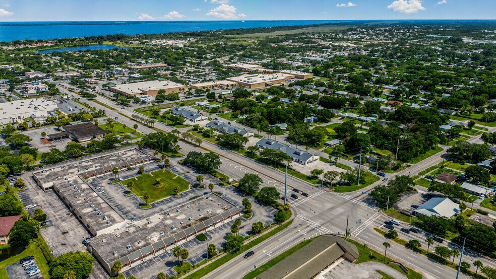 More Photos Of 805 Virginia Ave, Fort Pierce Unknown For Lease