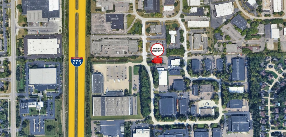 More Photos Of 23370 Commerce Dr, Farmington Hills Light Manufacturing For Lease