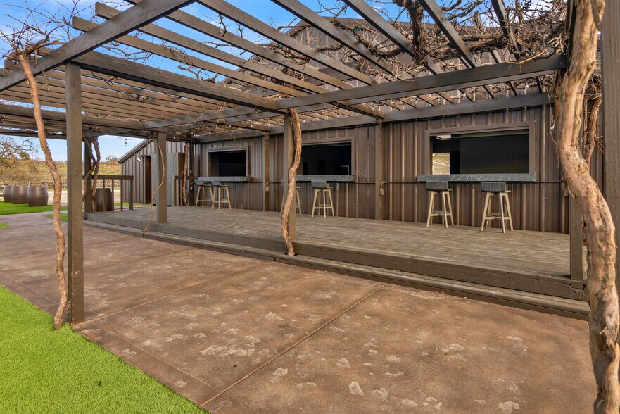 More Photos Of 4295 Union Rd, Paso Robles Winery Vineyard For Sale