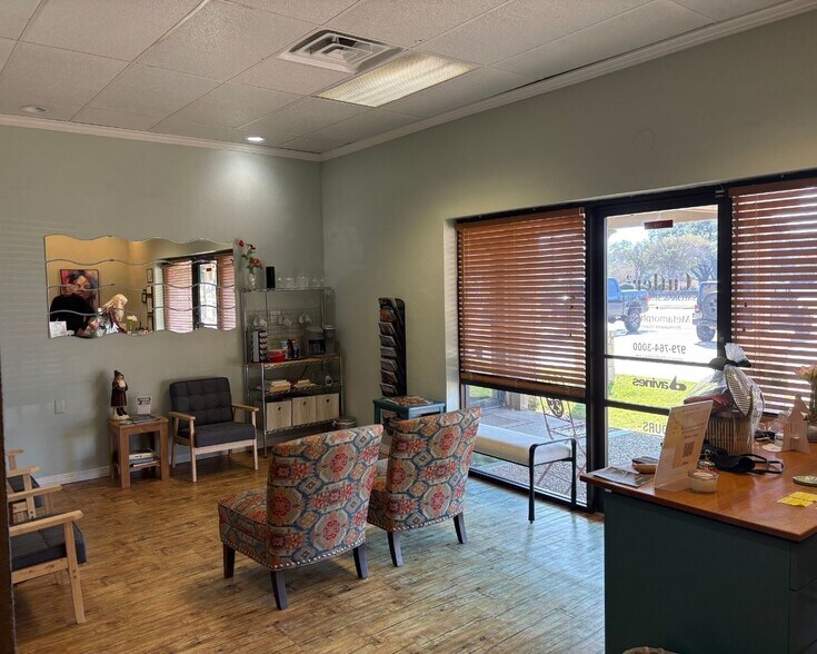 More Photos Of 2551-2553 S Texas Ave, College Station Unknown For Lease