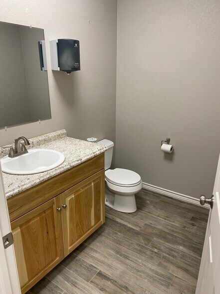 More Photos Of 6421 S FM 1788, Midland Warehouse For Lease