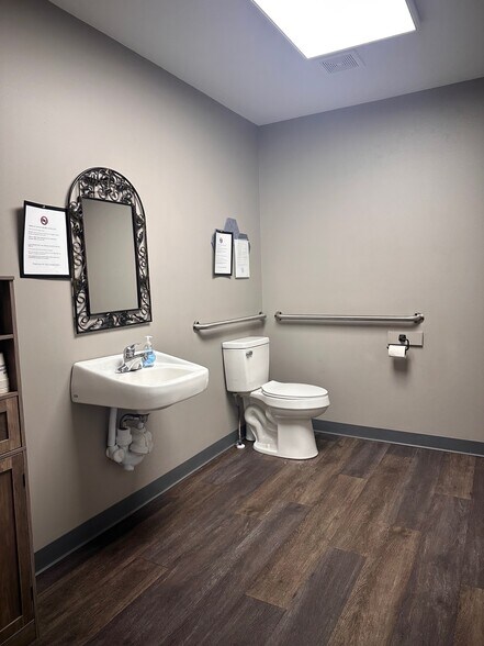 More Photos Of 790 Hist 441 hwy, Demorest Office For Sale