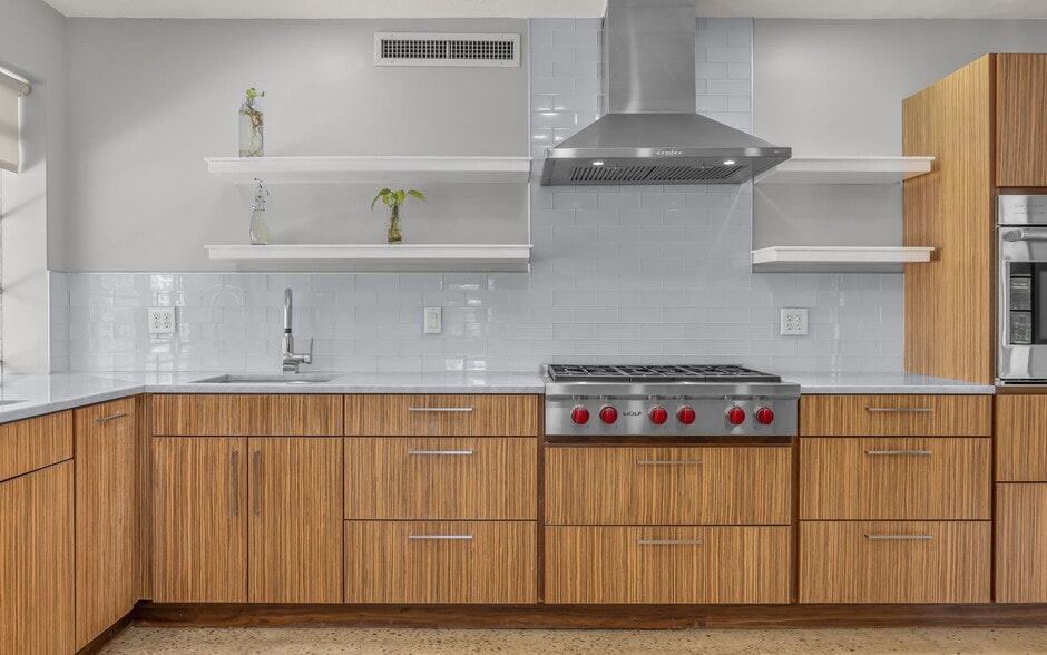 More Photos Of 211 W Freemason St, Norfolk Office Residential For Sale