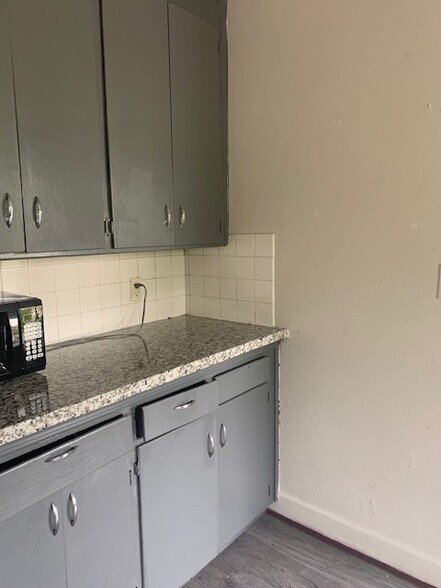 More Photos Of 4040 E Dakota Ave, Fresno Apartments For Sale
