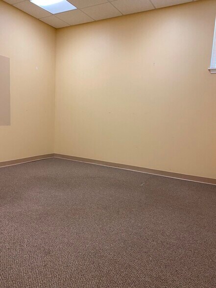 More Photos Of 3400 Kori Rd, Jacksonville Loft Creative Space For Sale