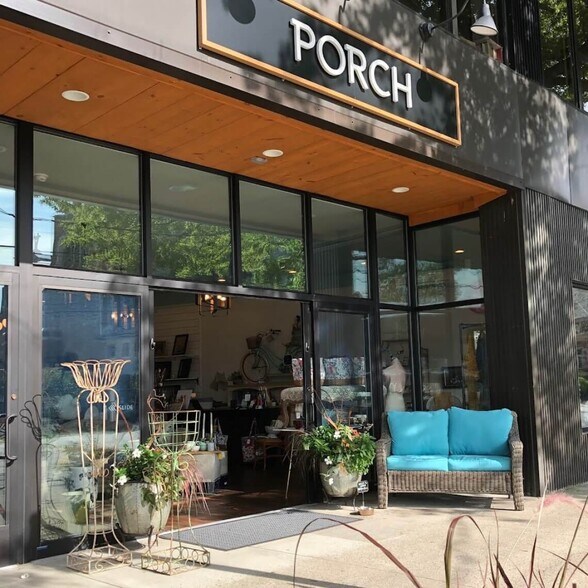 More Photos Of 153 E Main St, Mount Kisco Storefront Retail Office For Lease