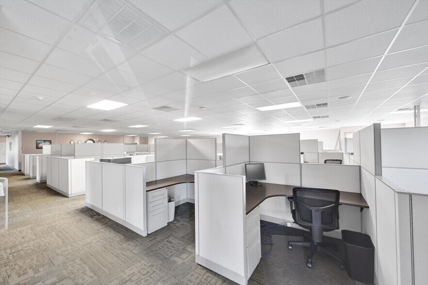 More Photos Of 200 Pine Brook Pl, Orwigsburg Medical For Lease