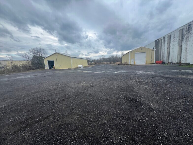 More Photos Of 1215 State Fair Blvd, Solvay Warehouse For Sale
