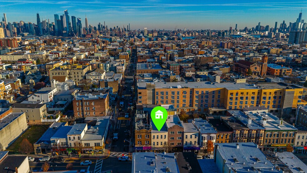 More Photos Of 910 SUMMIT Ave, Union City Office Residential For Sale