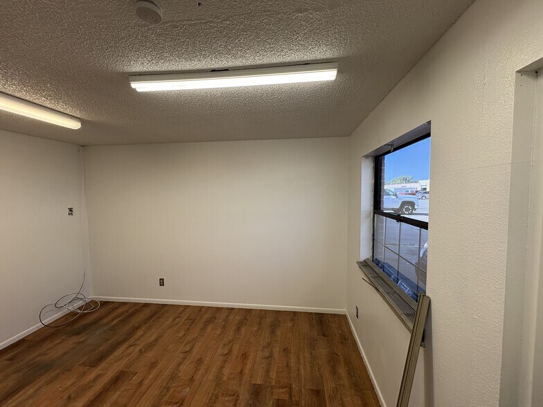 More Photos Of 5634-5636 Newland Way, Arvada Industrial For Sale