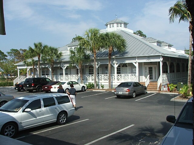 Primary Photo Of 10621 Airport Rd N, Naples Medical For Lease