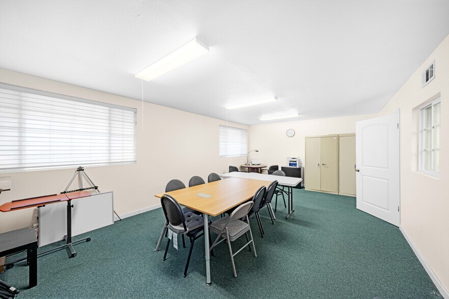 More Photos Of 4100 W Commonwealth Ave, Fullerton Office For Sale