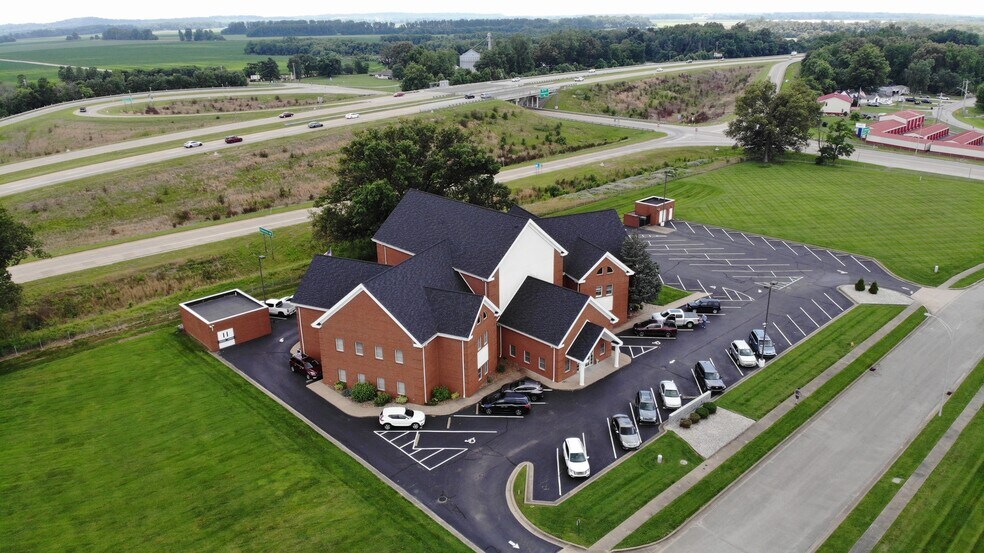 More Photos Of 4929 Riverwind Pointe Dr, Evansville Office For Sale