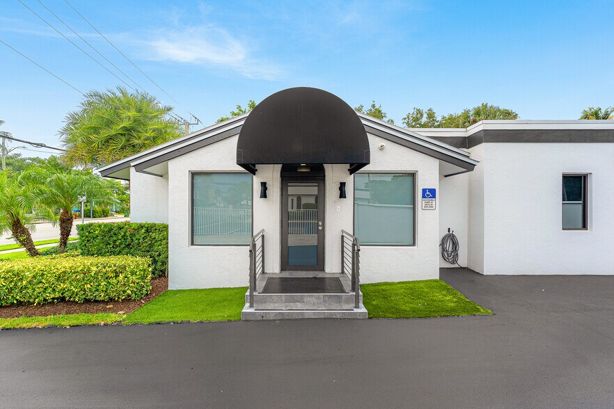 Primary Photo Of 320 Davie Blvd, Fort Lauderdale Office For Sale