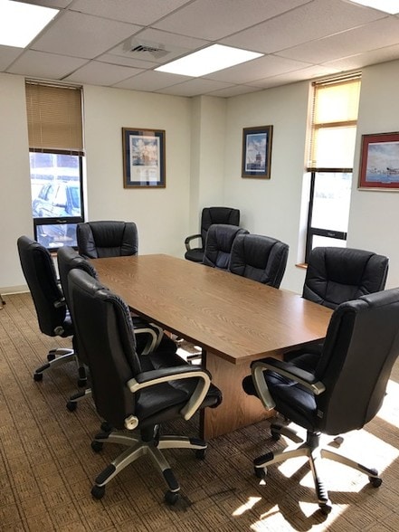 More Photos Of 15 Thames St, Groton Office For Lease