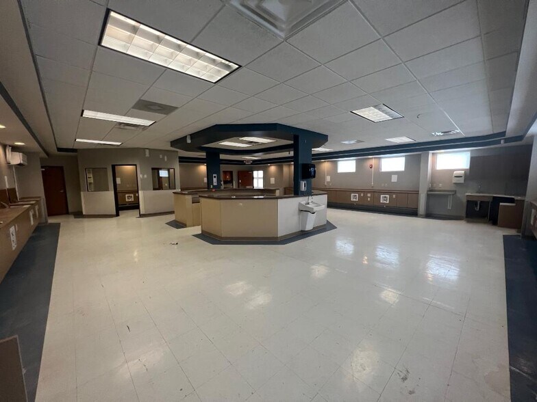 More Photos Of 3683 Ohio River Rd, Point Pleasant Medical For Sale