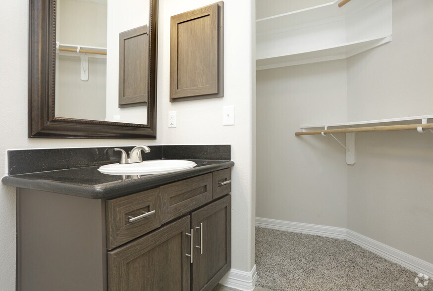 More Photos Of 14827 Mittlestedt Champions Dr, Houston Apartments For Sale