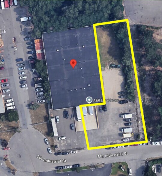 More Photos Of 1575 5th Industrial Ct, Bay Shore Warehouse For Lease