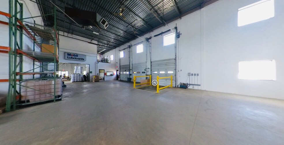 More Photos Of 30 Charles St, Needham Flex For Lease