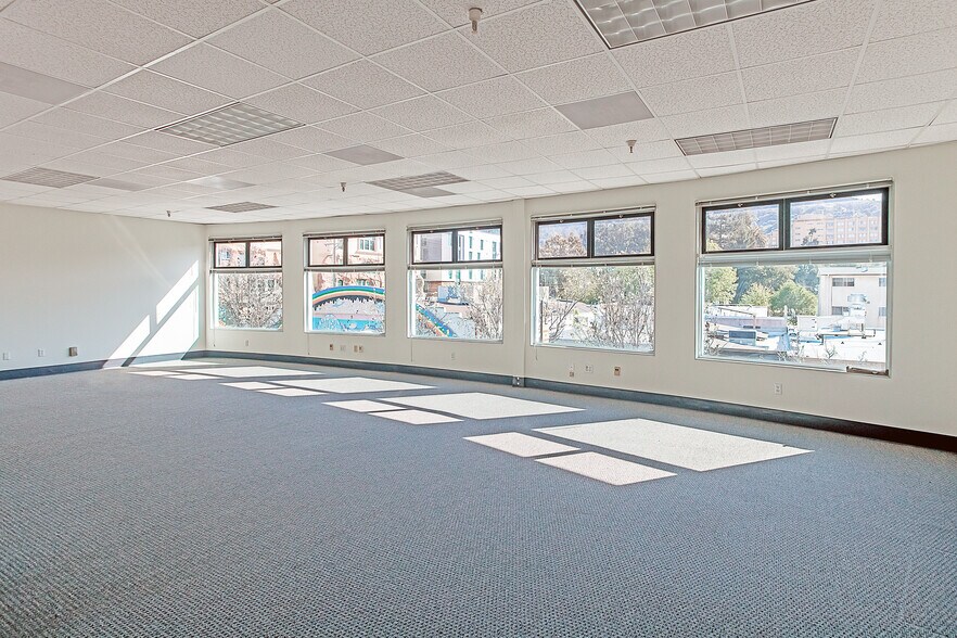 More Photos Of 2470 Telegraph Ave, Berkeley Storefront Retail Office For Lease