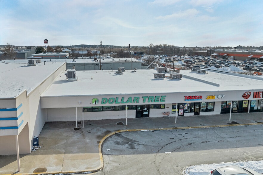 More Photos Of 777 S Willow St, Manchester Storefront For Lease