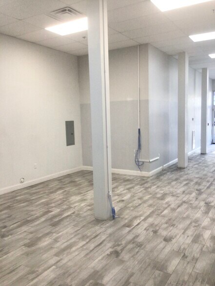 More Photos Of 912 Bergenline Ave, Union City Storefront Retail Residential For Lease