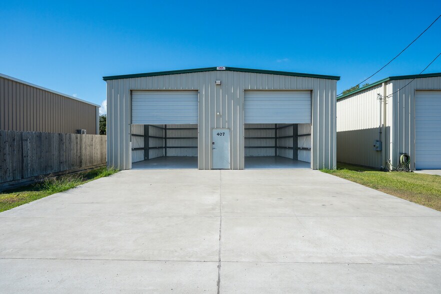 More Photos Of 407 10th st, Fulton Industrial For Sale