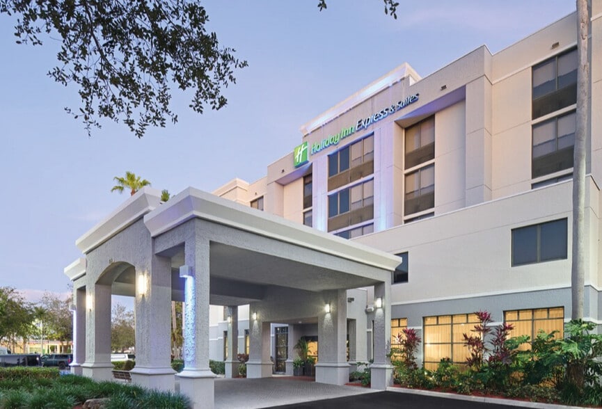 Primary Photo Of 11520 SW 88th St, Miami Hotel For Sale