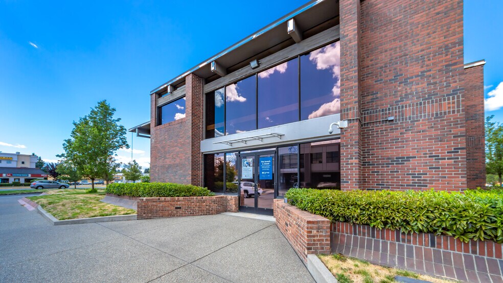 More Photos Of 8801 S Tacoma Way, Tacoma Freestanding For Sale