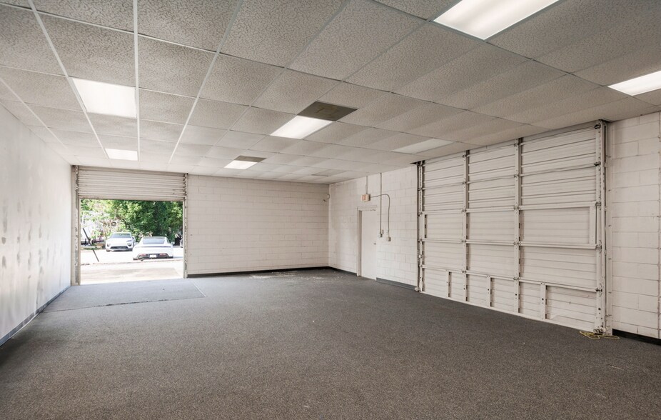 More Photos Of 100 Candace Dr, Maitland Distribution For Lease