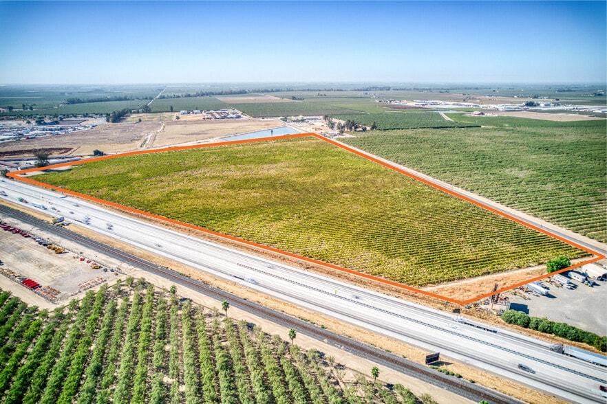 More Photos Of 12680 Highway 99, Madera Land For Sale
