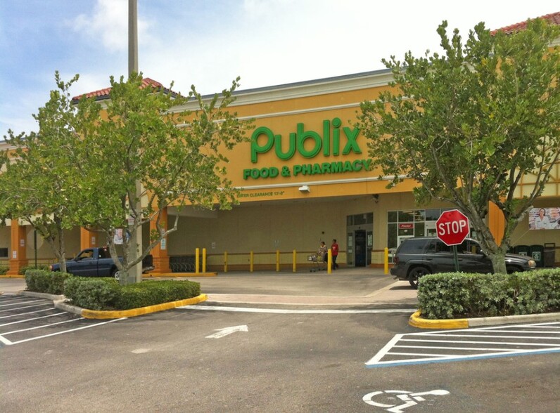 Primary Photo Of 374 Northlake Blvd, North Palm Beach Storefront For Lease