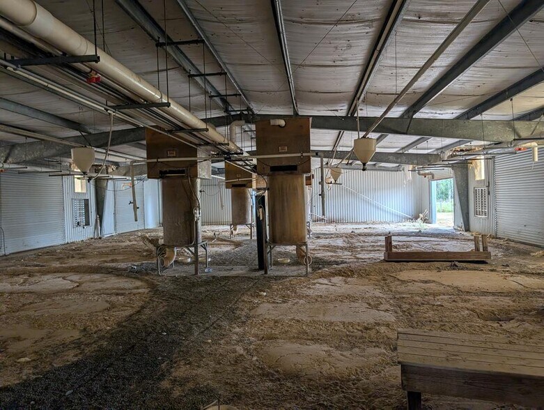 More Photos Of 4130 Old Bemiss Rd, Valdosta Warehouse For Sale