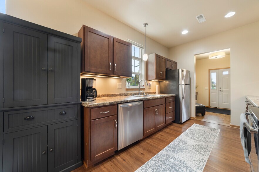 More Photos Of 4868 Innovation Dr, Deforest Apartments For Sale