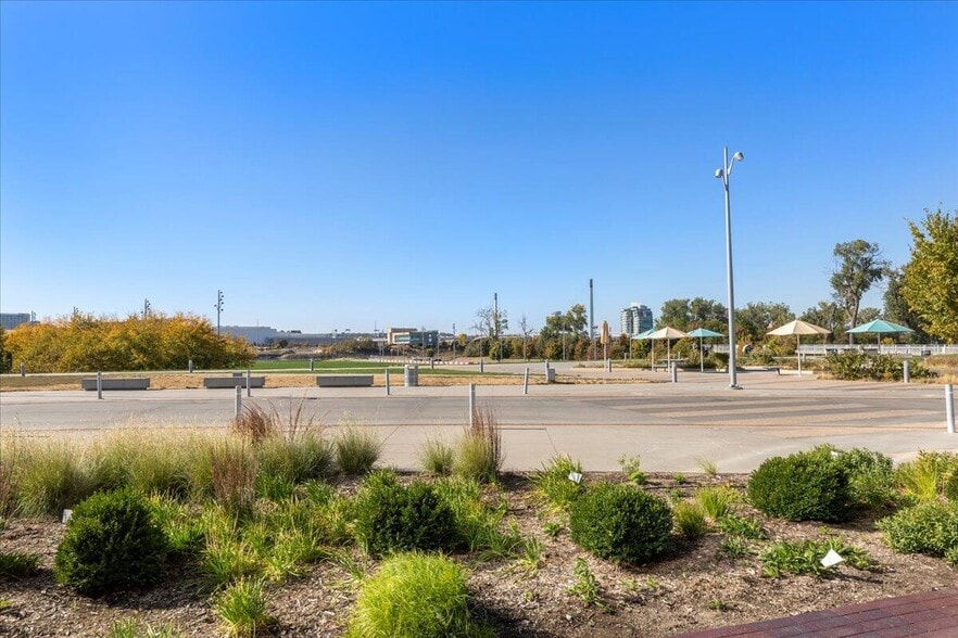 More Photos Of 4201 Rivers Edge Pky, Council Bluffs Office For Lease