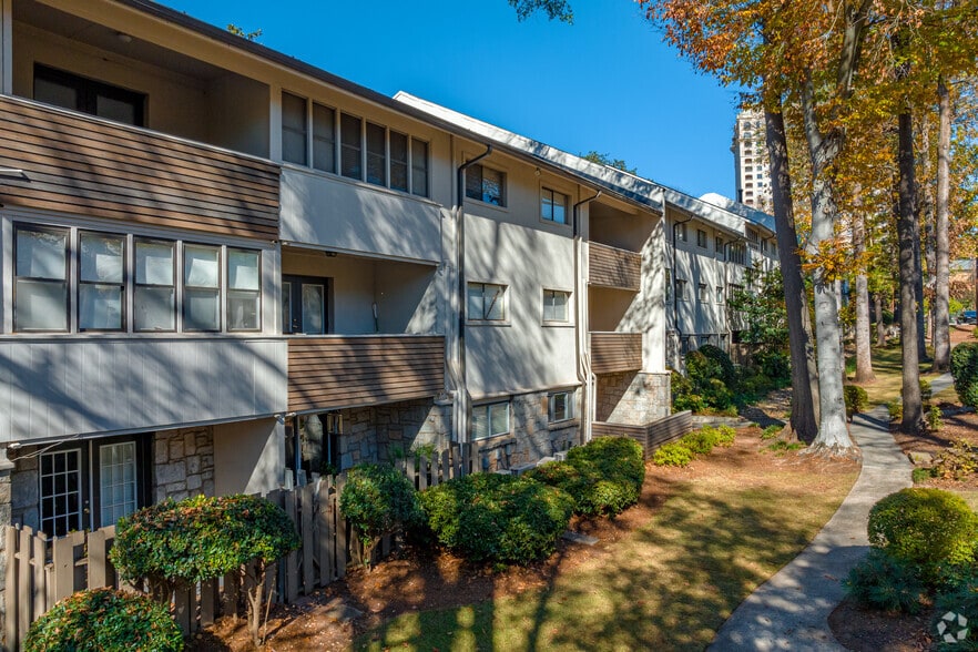 More Photos Of 55 Pharr Rd NW, Atlanta Apartments For Sale