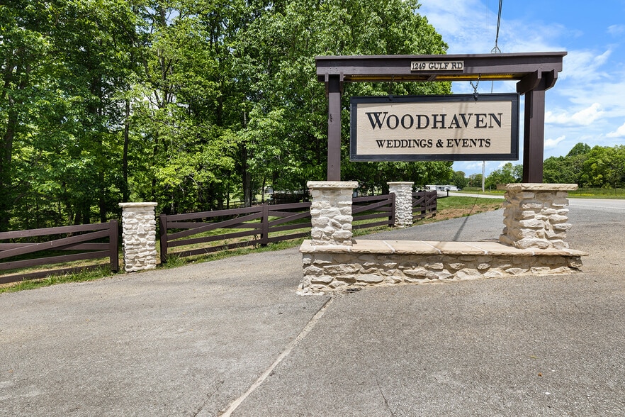 More Photos Of 1249 Gulf Rd, Spencer Golf Course Driving Range For Sale