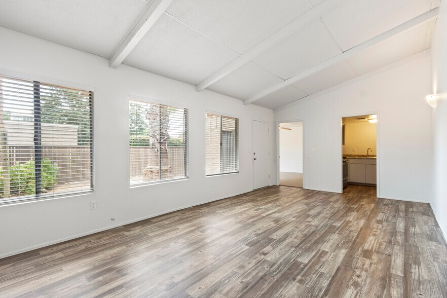 More Photos Of 3737 N Country Club Rd, Tucson Apartments For Sale