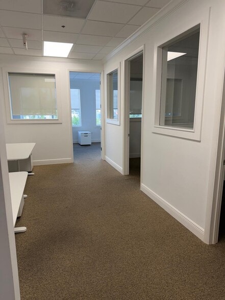 More Photos Of 7950 NW 53rd St, Doral Medical For Sale