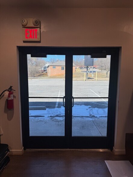 More Photos Of 4002 Brandon Ave SW, Roanoke General Retail For Sale