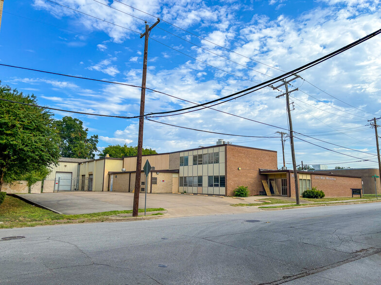 Primary Photo Of 3825 Bryan St, Dallas Warehouse For Sale