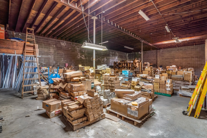 More Photos Of 5428 San Pablo Ave, Oakland Warehouse For Sale