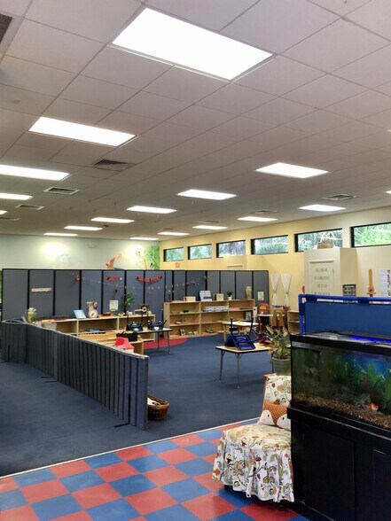 More Photos Of 2535 Northbrooke Plaza Dr, Naples Medical For Sale