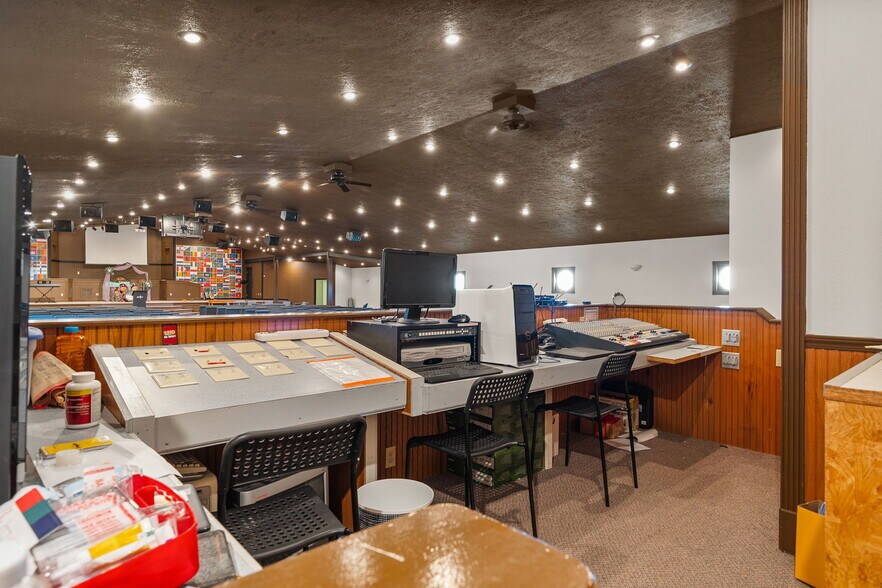 More Photos Of 25715 Highway 17, Waynesville Specialty For Sale