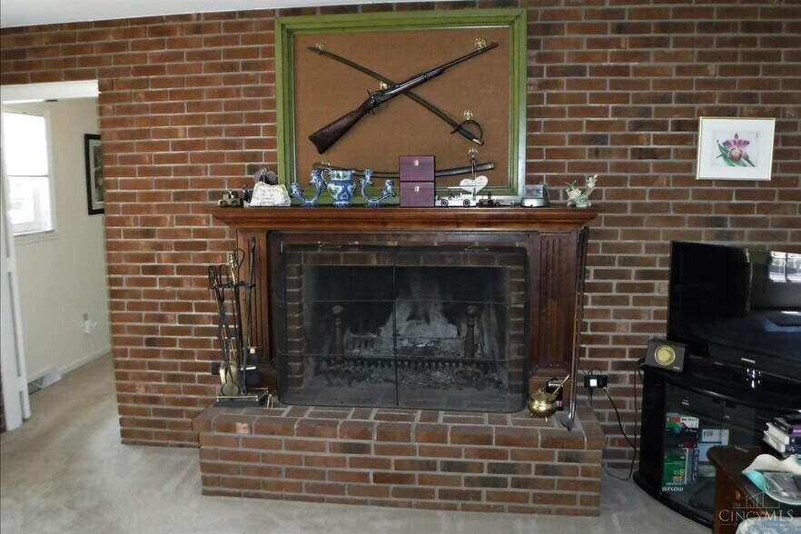 More Photos Of 1140 Weber Rd, Loveland Showroom For Sale