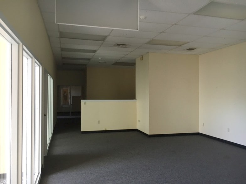 More Photos Of 4 Broadway, Norwich Office For Sale