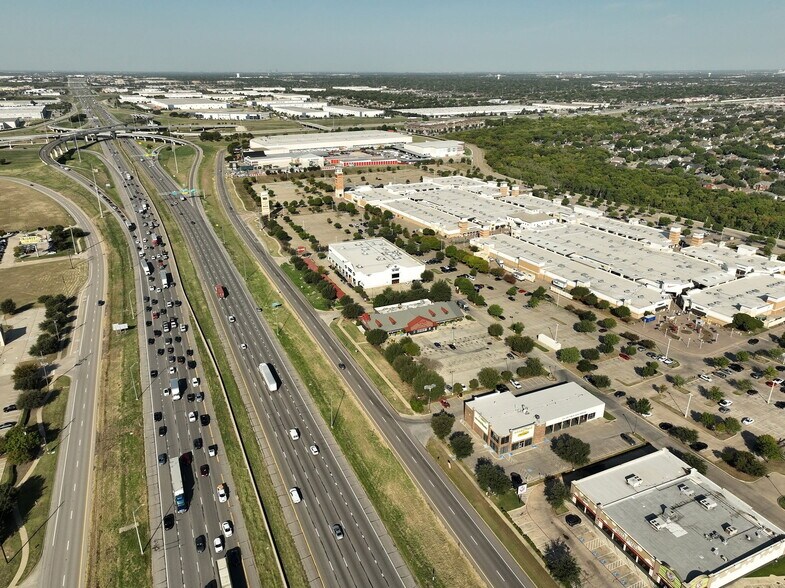 More Photos Of 2650 W I-20, Grand Prairie Unknown For Lease