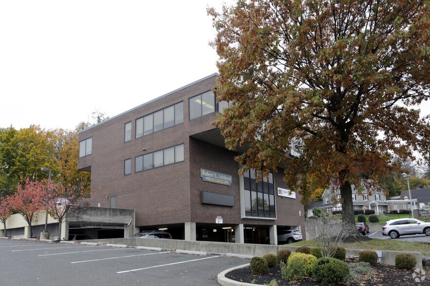 More Photos Of 1494 Old York Rd, Abington Township Medical For Sale