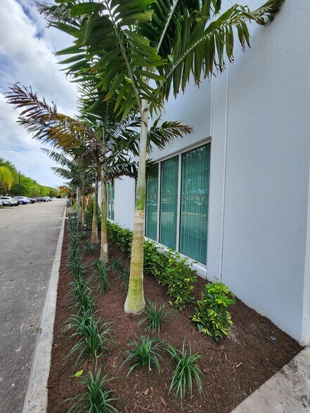 More Photos Of 4405-4493 NW 97th Ave, Doral Industrial For Lease